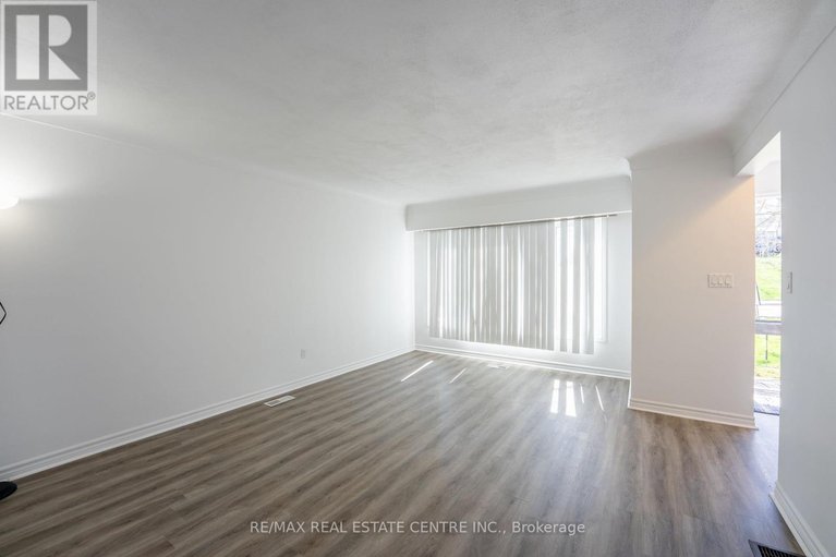 29227015/231-perth-street/brockville/brockville/ontario/K6V5E7_9