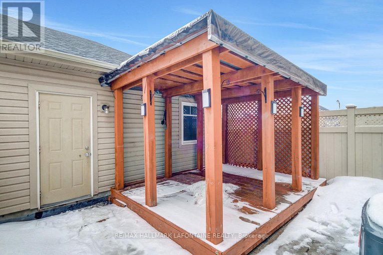 29501569/381-sweetflag-street/longfields/ottawa/ontario/K2J5Y7_42