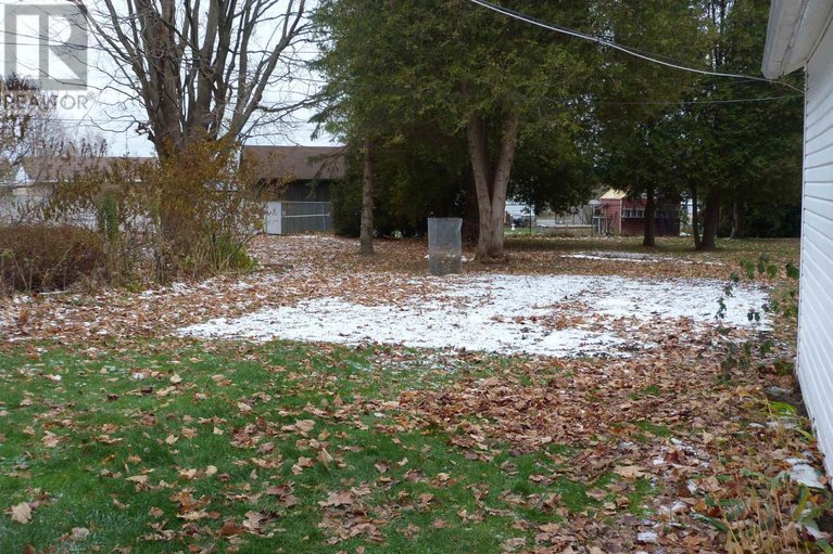 29482803/24-brouse-drive/iroquois/south-dundas/ontario/K0E1K0_34