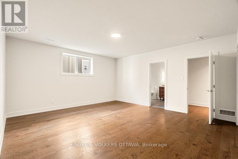 28526738/291-billings-avenue/alta-vistafaircrest-heights/ottawa/ontario/K1H5L2_42