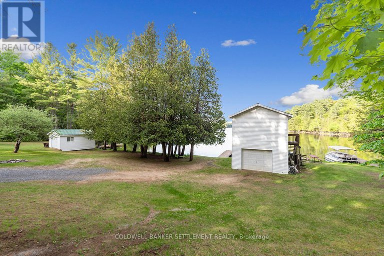 28398318/1672-dalhousie-conc-8-concession/lanark-highlands-dalhousie-twp/lanark-highlands/ontario/K0G1M0_22