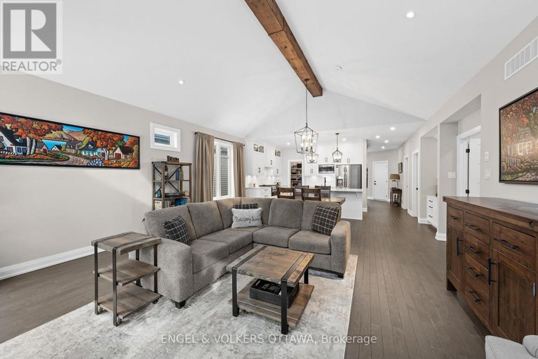 29584984/221-blackhorse-drive/north-grenville-twp-kemptville-south/north-grenville/ontario/K0G1J0_18