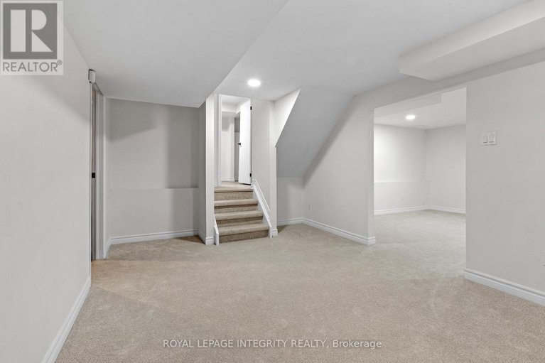 29579805/6368-viseneau-drive/chateauneuf/ottawa/ontario/K1C2J2_29