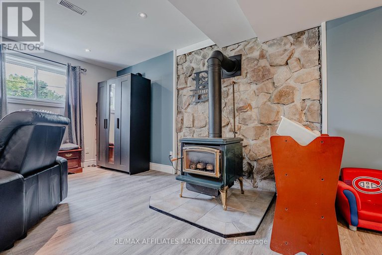 28850554/28-broad-street/lancaster/south-glengarry/ontario/K0C1N0_19