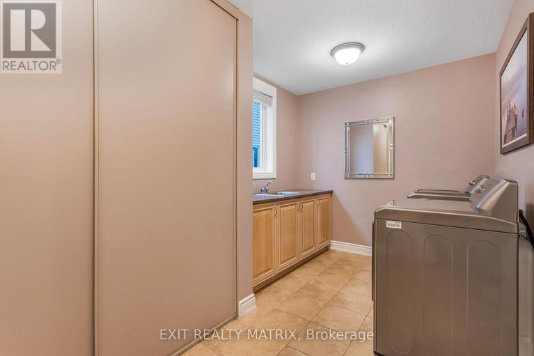 29122588/414-fairlakes-way/avalon-east/ottawa/ontario/K4A0L1_19