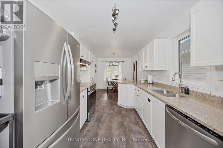 28755536/6127-abbott-street-e/stittsville-central/ottawa/ontario/K2S1V5_15
