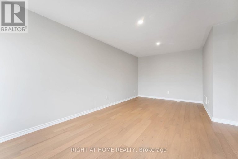 28924273/246-cayman-road/stittsville-north/ottawa/ontario/K2S0N8_12
