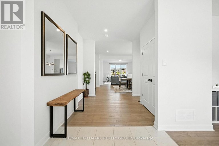 28632471/547-anchor-circle/mahogany-community/ottawa/ontario/K4M0N4_2