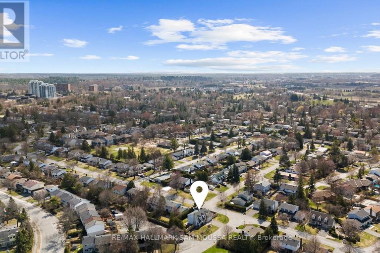 29677666/2750-consul-avenue/bruce-farmgraham-parkqualicumbellands/ottawa/ontario/K2H7H7_43