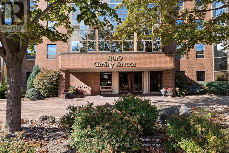 28567258/605-2019-carling-avenue/carlingwood/ottawa/ontario/K2A4A2_1