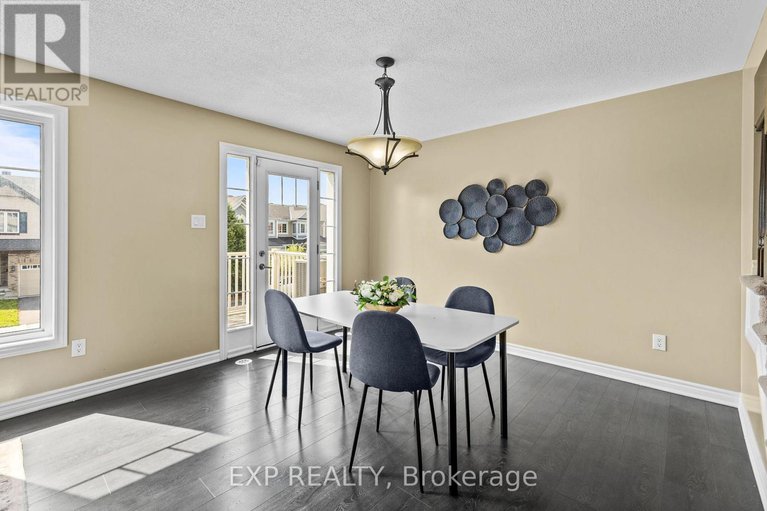 28595126/243-par-la-ville-circle/stittsville-north/ottawa/ontario/K2S0T6_12