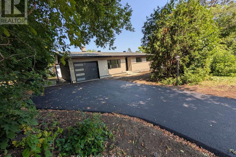 39 Sunnycrest Drive