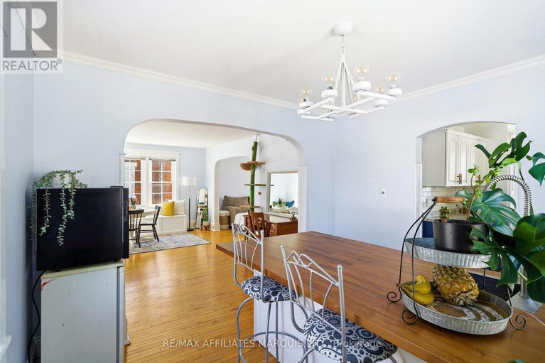 29365860/14-spring-street/maxville/north-glengarry/ontario/K0C1T0_14