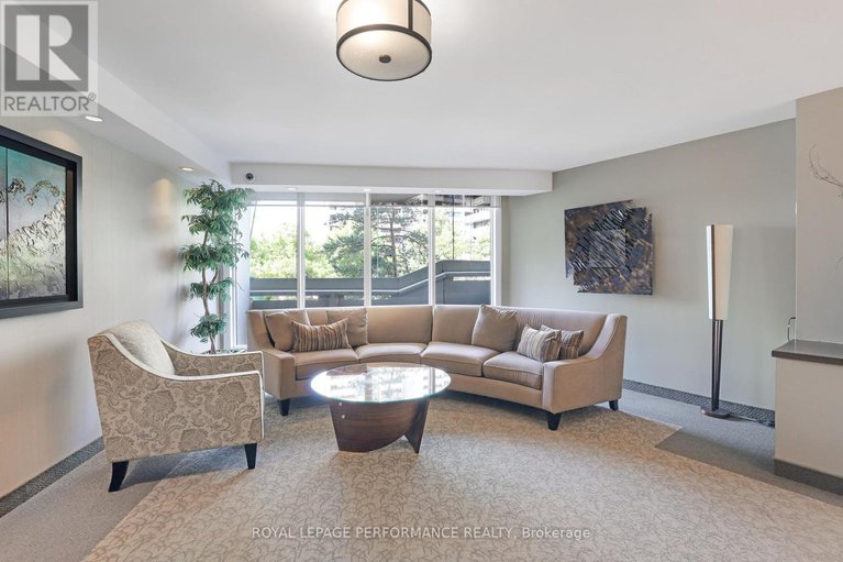 28505384/1002-1171-ambleside-drive/woodroffe/ottawa/ontario/K2B8G6_5
