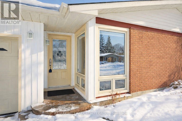 29402068/2036-kings-grove-crescent/beacon-hill-north/ottawa/ontario/K1J6G1_3