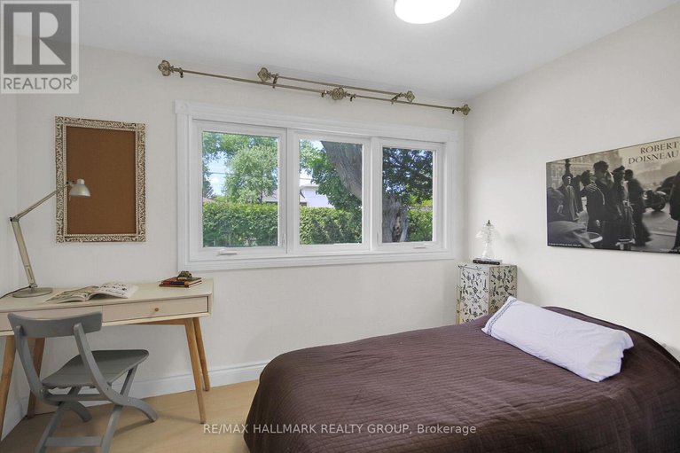 28389488/27-savuto-way/meadowlandscrestview/ottawa/ontario/K2G2S9_30