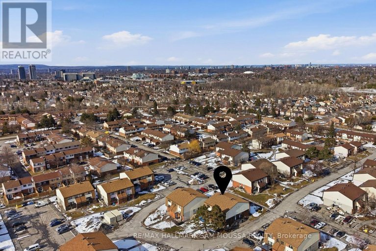 29571968/b-25-woodvale-green/craig-henrywoodvale/ottawa/ontario/K2G4H3_37