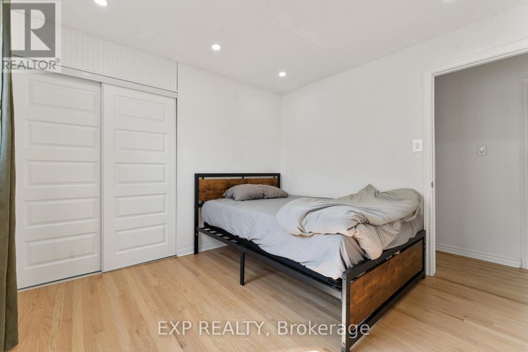 28744348/1762-sunview-drive/orleanssunridge/ottawa/ontario/K1C5B2_15