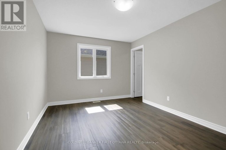 28646959/620-sora-way/blossom-parkkemp-parkfindlay-creek/ottawa/ontario/K1T0N7_31