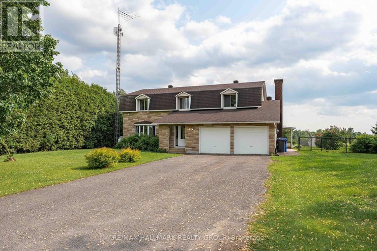 28470245/2914-pattee-road-e/east-hawkesbury-twp/east-hawkesbury/ontario/K6A2R2_1