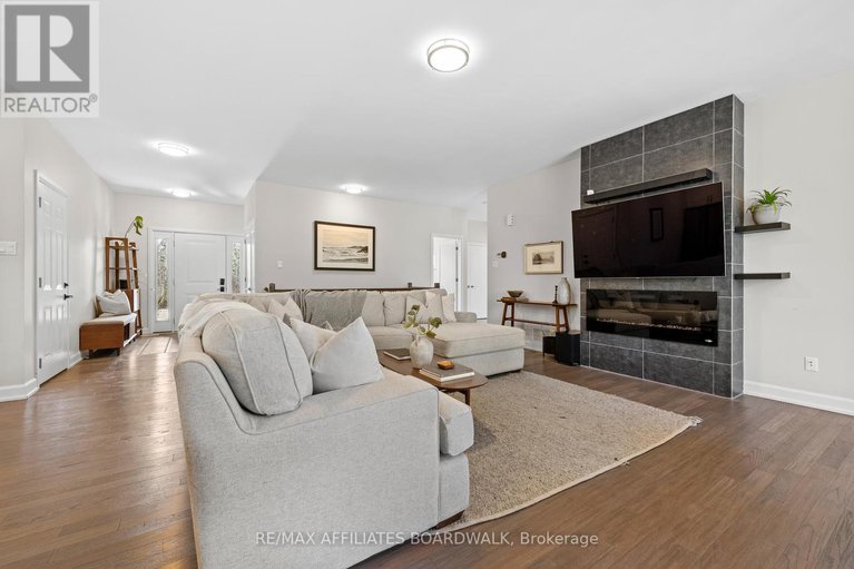 28675428/400-cinnamon-crescent/fitzroy-ward-south-west/ottawa/ontario/K0A2H0_10