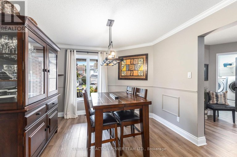 28927560/1017-sheenboro-crescent/fallingbrookpineridge/ottawa/ontario/K4A3M8_9