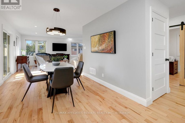 28386152/23-tunis-avenue/carlington/ottawa/ontario/K1Z7R6_11