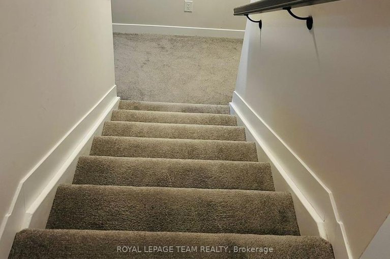 28576259/3040-travertine-way/half-moon-bay/ottawa/ontario/K2J6W9_15