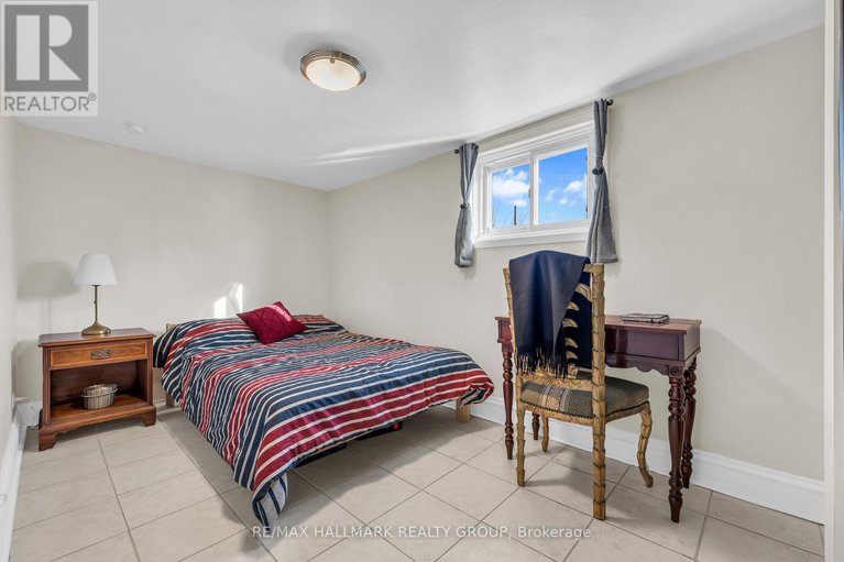 27896740/477-booth-street/west-centre-town/ottawa/ontario/K1R7L1_32