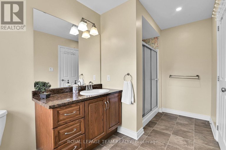 28925514/756-kilbirnie-drive/stonebridge/ottawa/ontario/K2J0M2_25