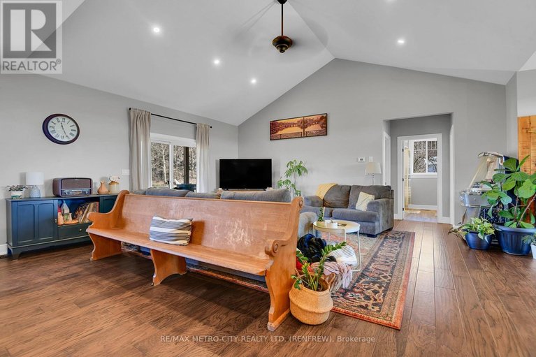 29634627/782-bruce-street/horton-twp/horton/ontario/K7V3Z4_9