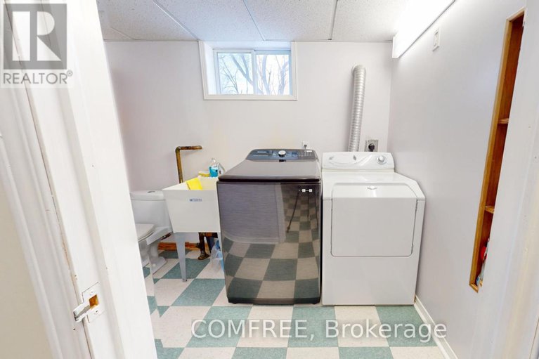 28379569/25-seguin-street/cardinal-heights/ottawa/ontario/K1J6P4_21