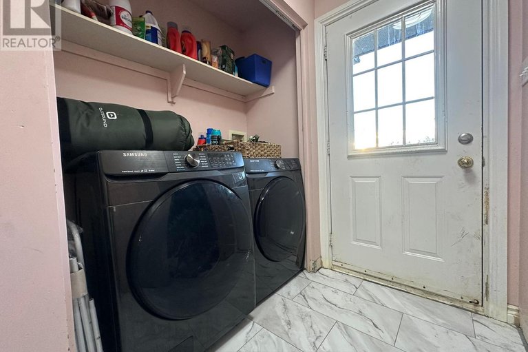 28643136/45-main-street/north-grenville-twp-kemptville-south/north-grenville/ontario/K0G1T0_23