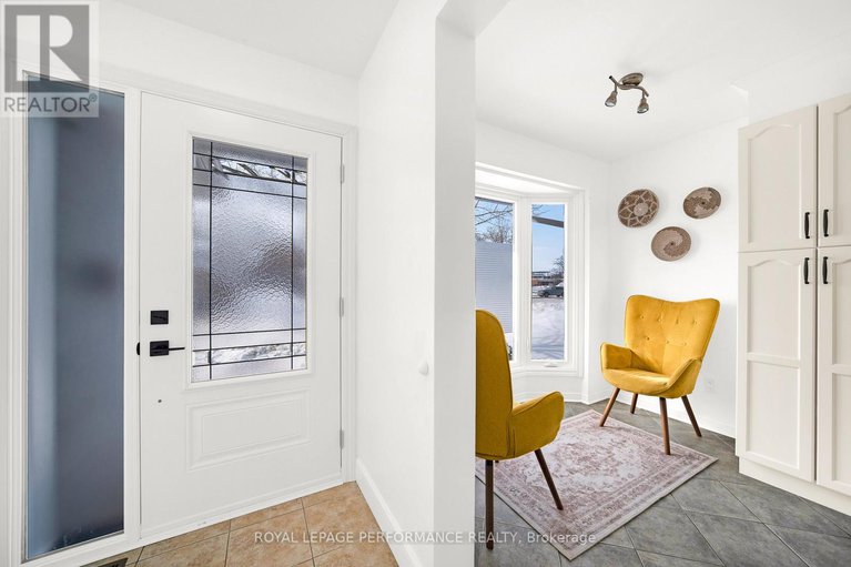 29366991/1557-verchere-street/chateauneuf/ottawa/ontario/K1C7C7_4