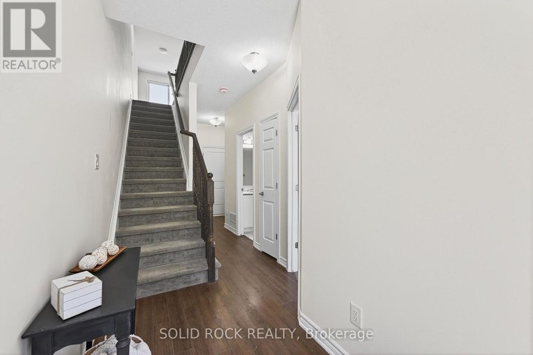 28928502/520-ozawa-private/cfb-rockcliffe-and-area/ottawa/ontario/K1K4Z8_7