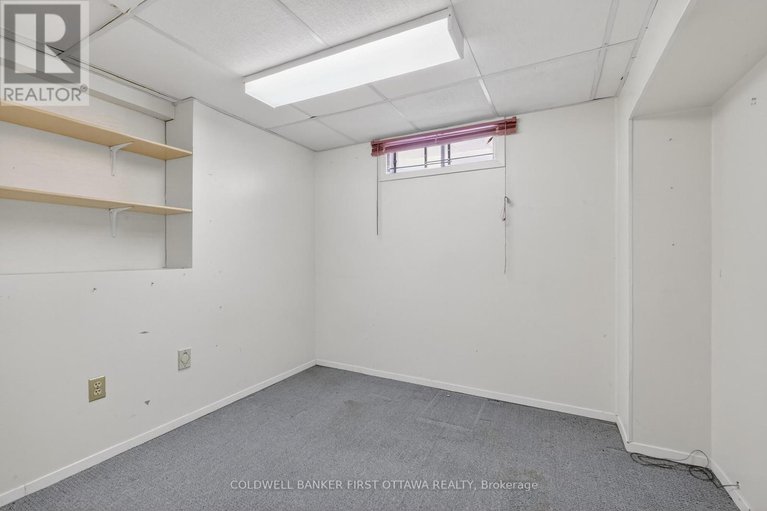 29325889/273-kinglet-way/chatelaine-village/ottawa/ontario/K1E2T9_32