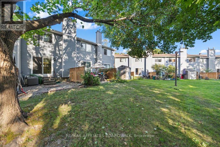 29211965/6482-bilberry-drive-w/convent-glen-north/ottawa/ontario/K1C4N8_39