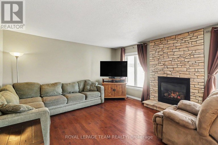 29585546/267-northwind-street/avalon-east/ottawa/ontario/K4A5G5_16