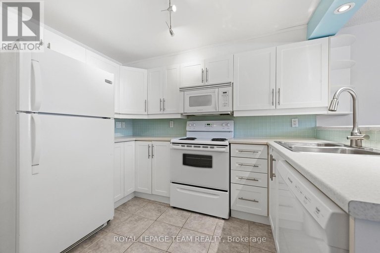 29119927/54-227-ridgepark-private/meadowlandscrestview/ottawa/ontario/K2G1H1_16