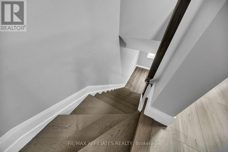 29140441/714-sanibel-private/westcliffe-estates/ottawa/ontario/K2H0A8_31