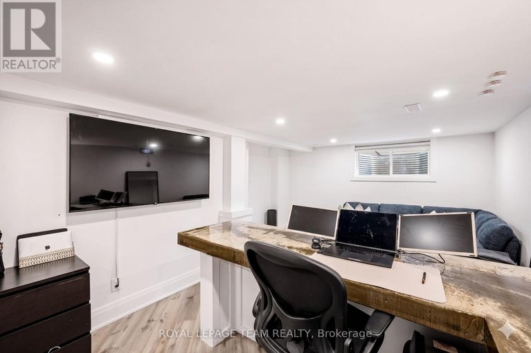 29651251/185-lacroix-avenue/bilberry-creekqueenswood-heights/ottawa/ontario/K1E1K2_43