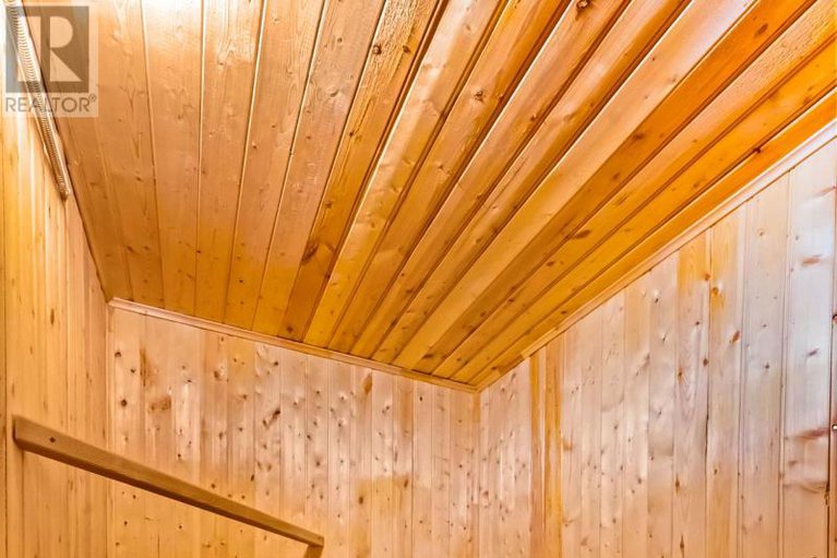 29245177/2221-circle-place/elmvale-acresurbandale/ottawa/ontario/K1G3E2_37