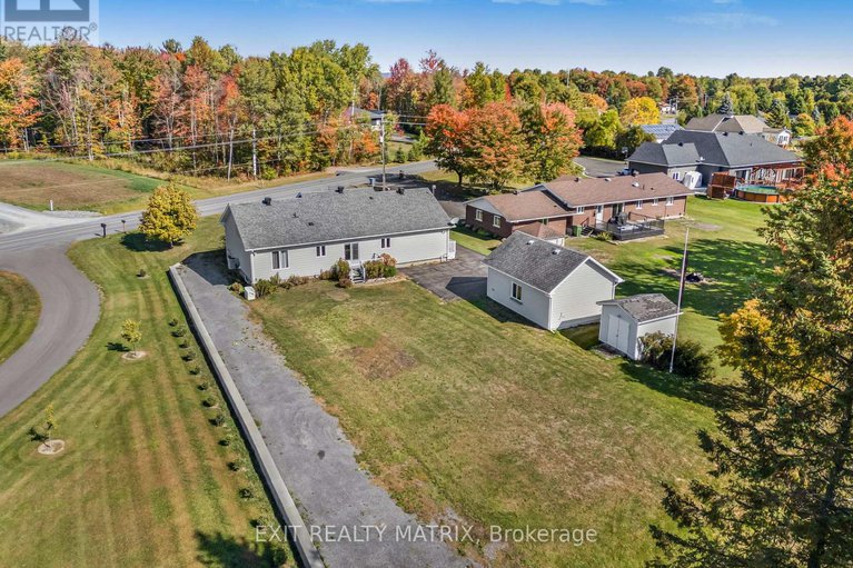 28989592/1582-sandy-hill-road/champlain-twp/champlain/ontario/K6A2R2_29