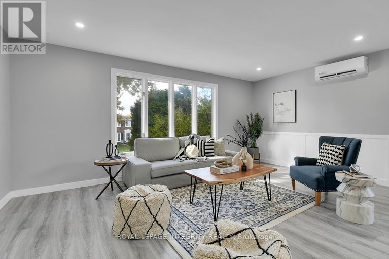 29079650/3-ashwick-court/craig-henrywoodvale/ottawa/ontario/K2G3S4_6