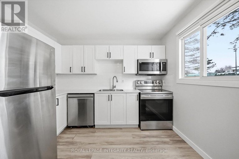 29437304/5-228-millroad-way/chatelaine-village/ottawa/ontario/K1E2C9_4