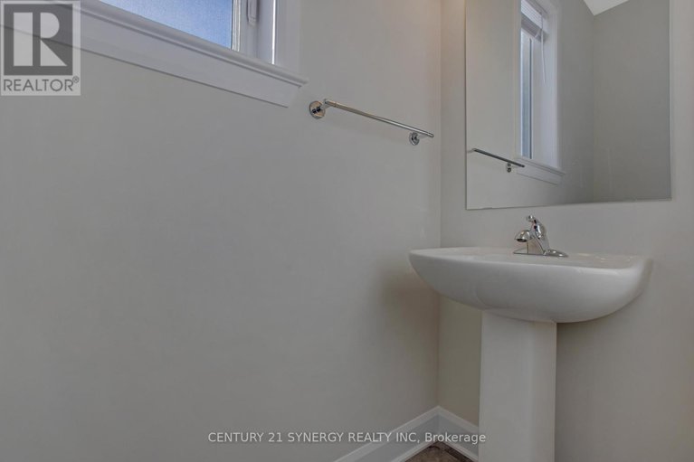 29211131/708-taliesin-crescent/remainder-of-stittsville-area/ottawa/ontario/K2S2K6_7