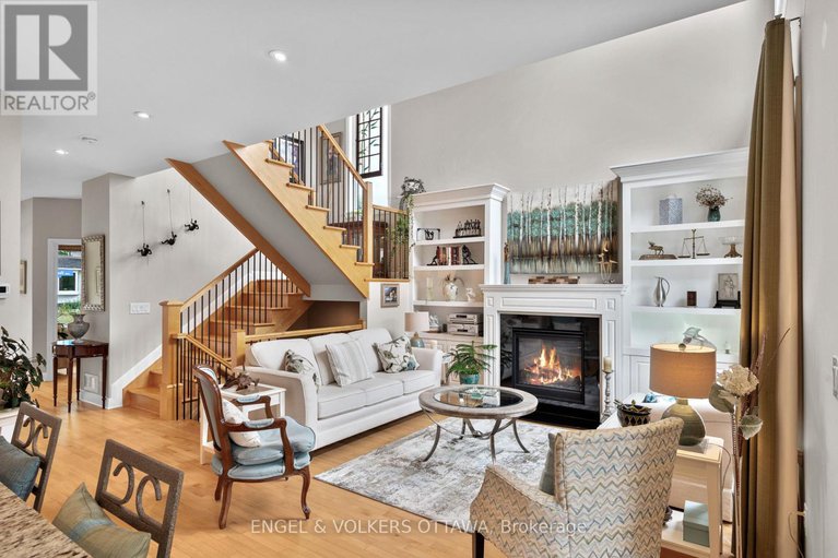 28806486/27-esquimault-avenue/bruce-farmgraham-parkqualicumbellands/ottawa/ontario/K2H6Z4_19