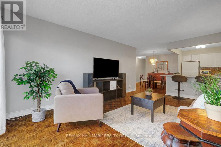 28458755/1005-158a-mcarthur-avenue/vanier/ottawa/ontario/K1L8E7_8