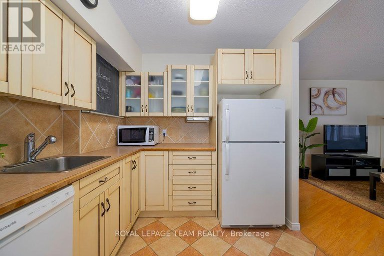 28257903/1703-900-dynes-road/carleton-square/ottawa/ontario/K2C3L6_13