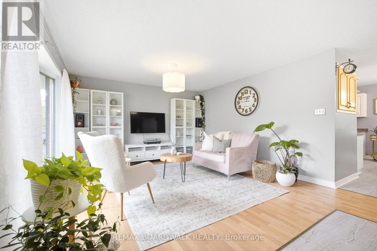 29538006/121-stamford-drive/drummond-n-elmsley-drummond-twp/drummondnorth-elmsley/ontario/K7H3C1_6